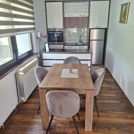 Apartman Kovaci ซาราเยโว ภายนอก รูปภาพ